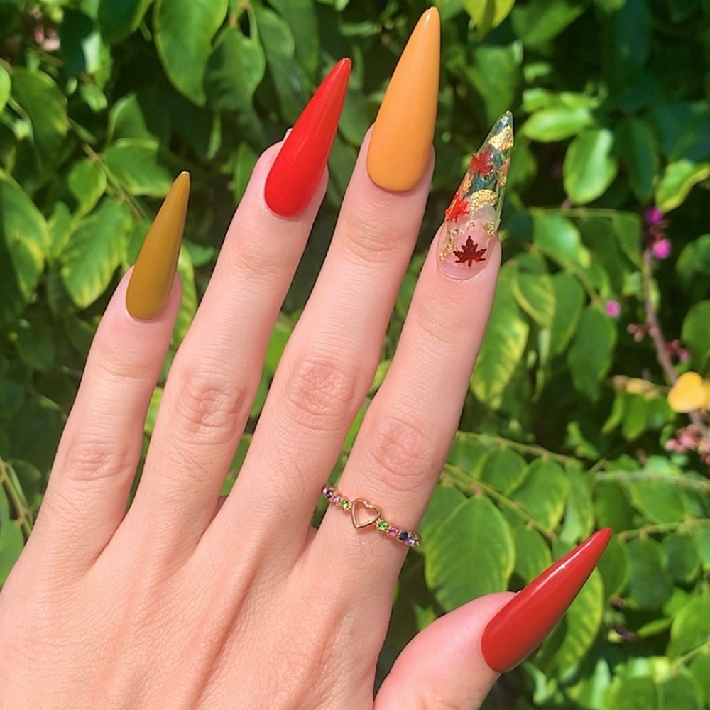 Fall 🍁 Press On Nails ❤️🧡💛 RING INCLUDED‼️‼️‼️